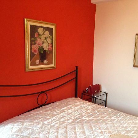 Ferienwohnung Mansarda In Borgo Dora Turin Exterior foto